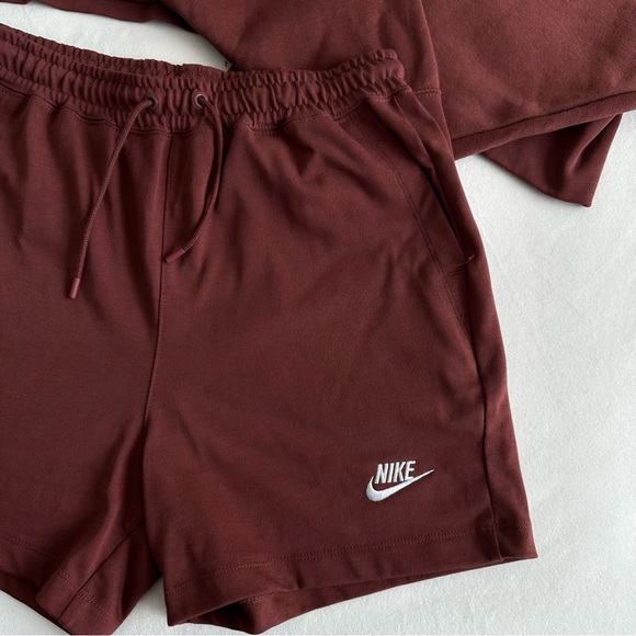 Nike Women's Crew Neck Sweater - Maroon - Picture 5 of 7